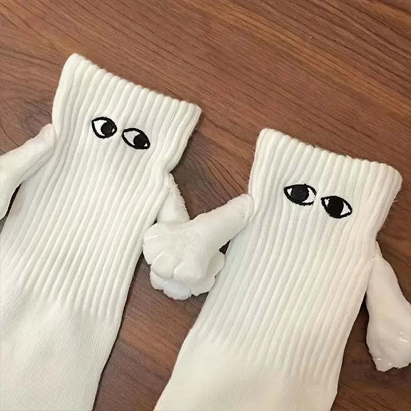 ZOE'S HAND-HOLDING SOCKS